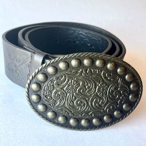 NWT- Rue 21 Embossed Brown Belt with Ornate Buckle- Large
